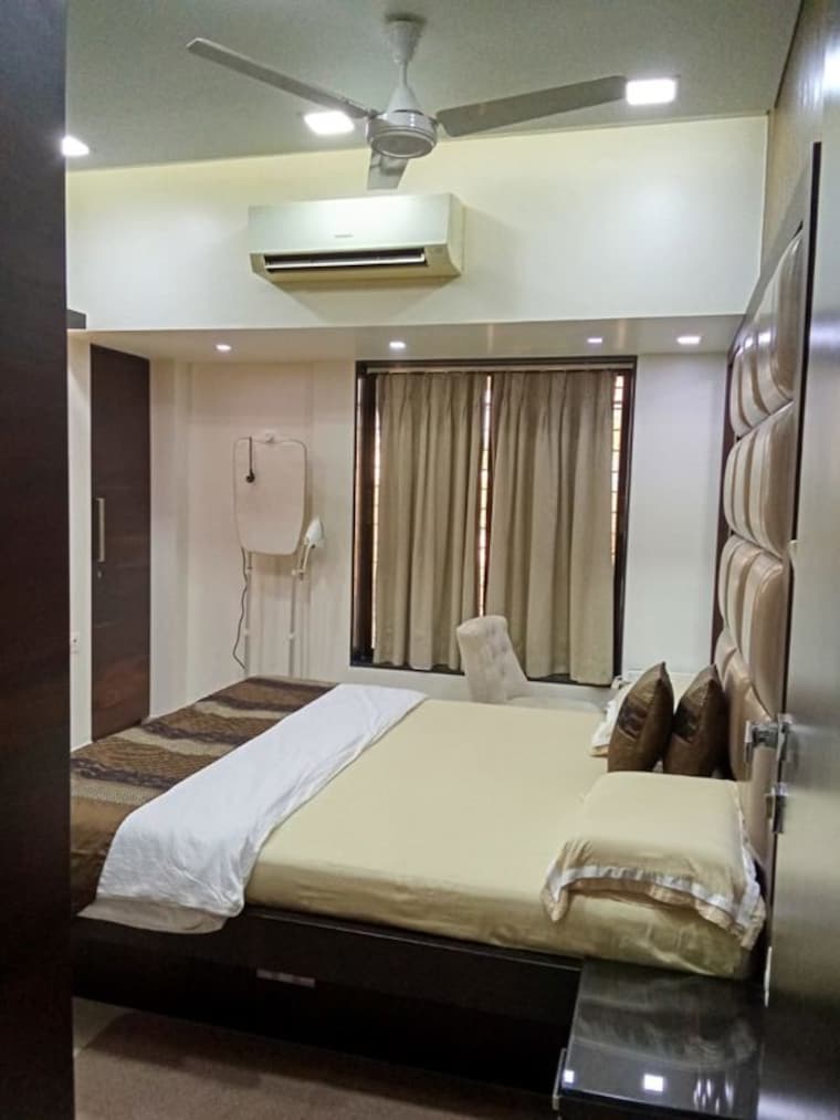 Bedroom, evershine-embassy 2.5 Bedroom 850 Sq.Ft. Apartment In Andheri West Mumbai 9826867