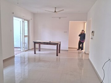 Room in 3 BHK Apartment at Kunal Belleza, Bavdhan – for Rent