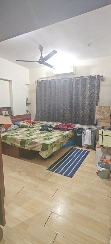 Bedroom in 2 BHK Apartment at Bhoomi Park, Malad West – for Rent
