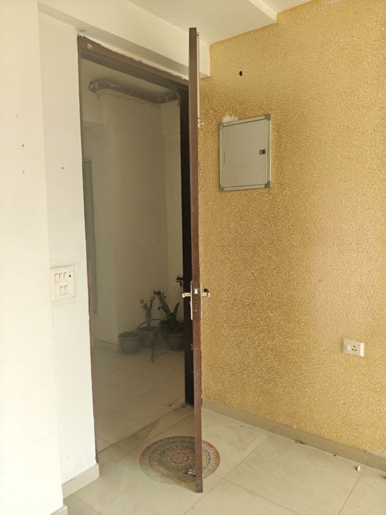 Bathroom, prateek-grand-city 2 Bedroom 970 Sq.Ft. Apartment In Siddharth Vihar Ghaziabad 9826938