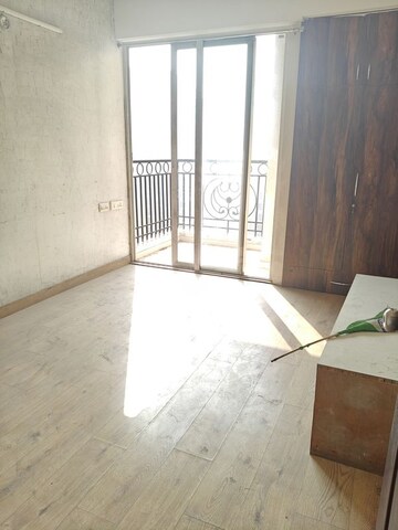 Room in 2 BHK Apartment at Prateek Grand City, Siddharth Vihar – for Rent