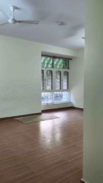 Room in 4 BHK Builder Floor at Eldeco Ananda, Sector 48 – for Rent