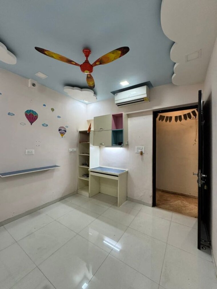 Bathroom, lodha-splendora 2 Bedroom 771 Sq.Ft. Apartment In Ghodbunder Road Thane 9826949