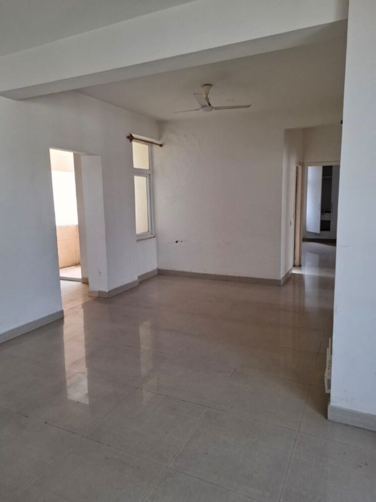 Room, tulip-petals 3 Bedroom 1550 Sq.Ft. Apartment In Sector 89 Gurgaon 9827020
