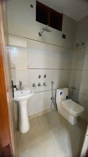  1 BHK Builder Floor at Nawada – for Sale