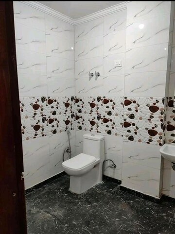Bathroom in 1 BHK Builder Floor at Chattarpur – for Rent