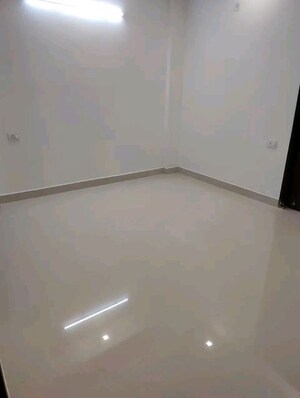 Room in 1 BHK Builder Floor at Chattarpur – for Rent