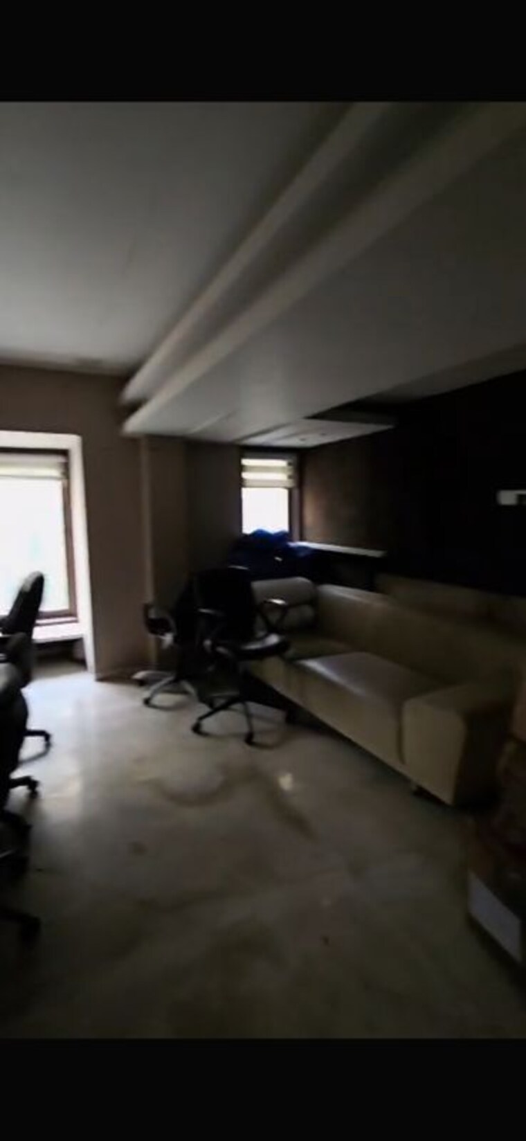 Team Area, bandra west Commercial Office Space 650 Sq.Ft. In Bandra West Mumbai 9827070