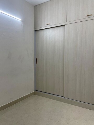 Room in 2 BHK Apartment at Signature The Millennia 2, Sector 37d – for Rent