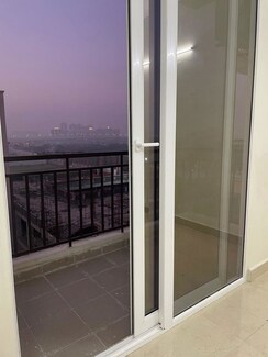 2 BHK Apartment For Rent in Signature The Millennia 2
