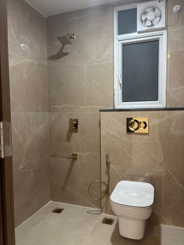 Bathroom in 3 BHK Apartment at Smart World Orchard, Sector 61 – for Rent