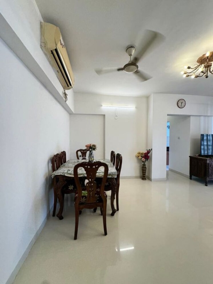 Gym, lodha-splendora 2.5 Bedroom 838 Sq.Ft. Apartment In Ghodbunder Road Thane 9827117