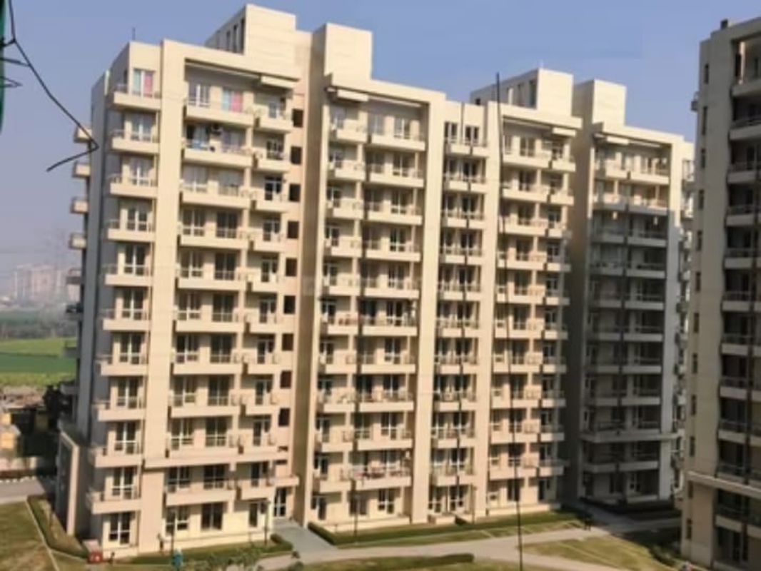 2 BHK + Pooja Room Apartment For Sale in Indiabulls Centrum Park