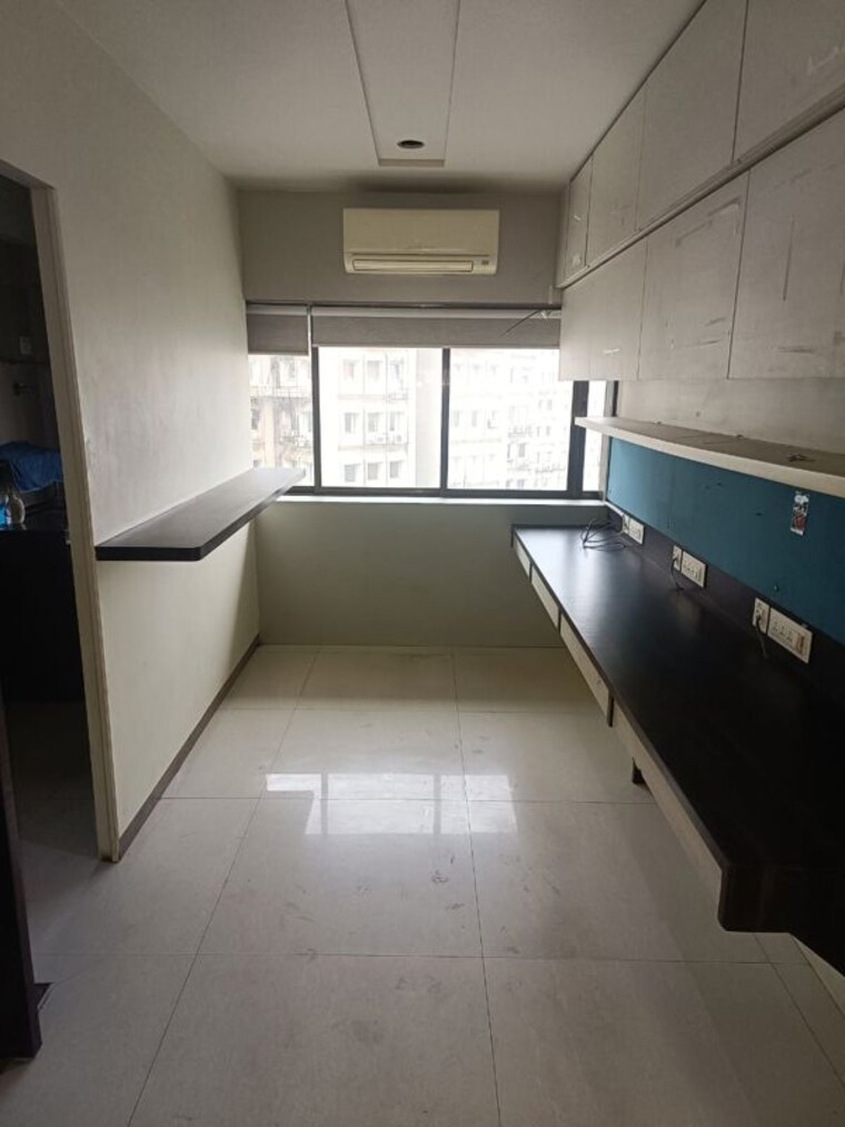 Kitchen, tulsiani-chambers Commercial Office Space 1300 Sq.Ft. In Nariman Point Mumbai 9252290