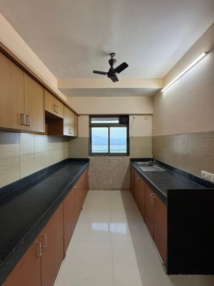 Kitchen, lodha-splendora 3 Bedroom 953 Sq.Ft. Apartment In Ghodbunder Road Thane 9827148