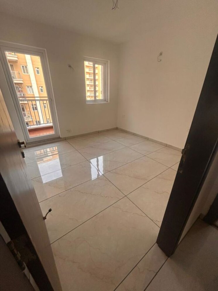 Kitchen, rishita-manhattan 3 Bedroom 1375 Sq.Ft. Apartment In Gomti Nagar Lucknow 9827149