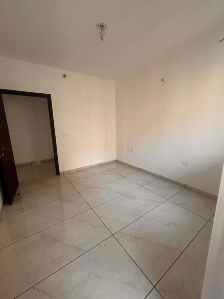 Room, rishita-manhattan 3 Bedroom 1375 Sq.Ft. Apartment In Gomti Nagar Lucknow 9827149