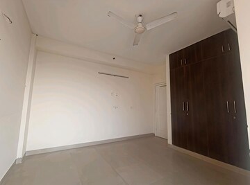 Room in 3 BHK Apartment at BPTP Park Prime, Sector 66 – for Rent