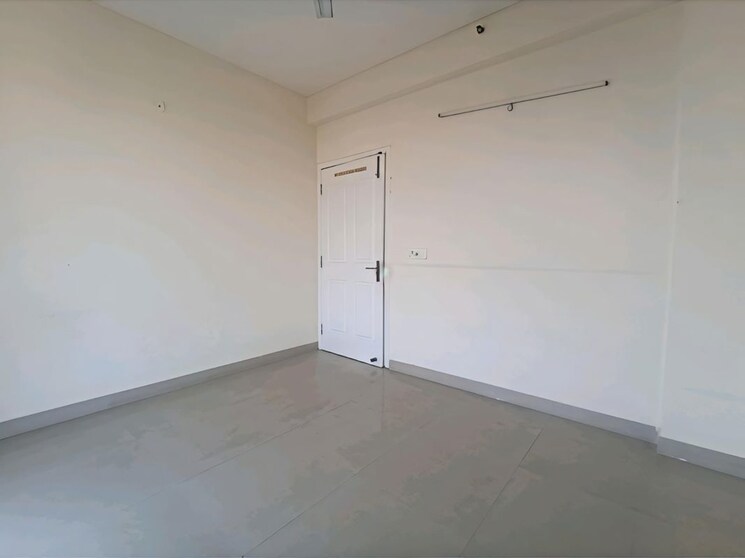 Room, bptp-park-prime 3 Bedroom 1360 Sq.Ft. Apartment In Sector 66 Gurgaon 9827155