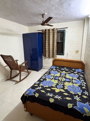 Bedroom in 2 BHK Apartment at Kopar Khairane – for Rent