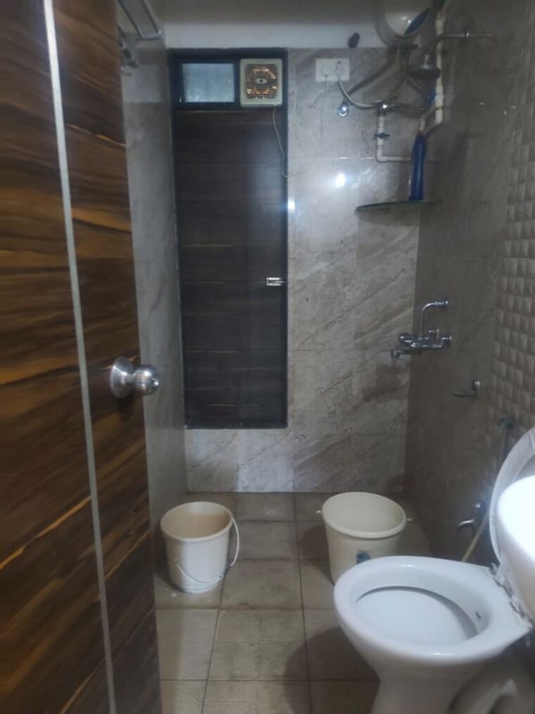 Attached Bathroom, kopar khairane 2 Bedroom 900 Sq.Ft. Apartment In Kopar Khairane Navi Mumbai 9827168