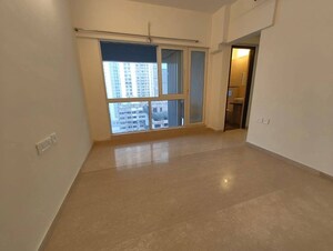 1 BHK Apartment For Rent in Omkar Signet, Malad East