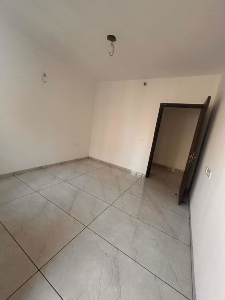 Bathroom, rishita-manhattan 3 Bedroom 1375 Sq.Ft. Apartment In Gomti Nagar Lucknow 9827195