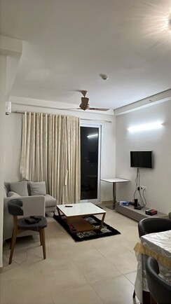 2 BHK + Pooja Room Apartment For Rent in Bhartiya Nikoo Homes