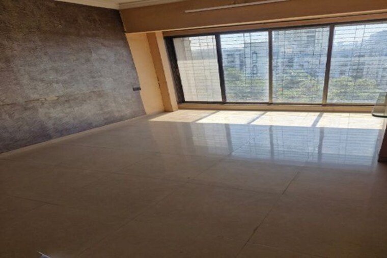 Room, dahisar east 2 Bedroom 700 Sq.Ft. Apartment In Dahisar East Mumbai 9827191