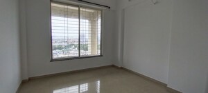 Room in 3 BHK Apartment at Dahanukar Colony – for Rent