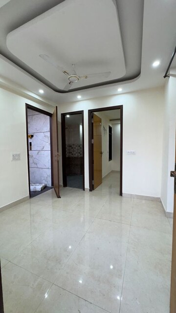 Room in 1 BHK Builder Floor at Palm Residency Chhatarpur, Chattarpur – for Rent