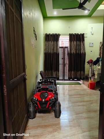 Parking in 2 BHK Independent House at Khushhalpur – for Sale