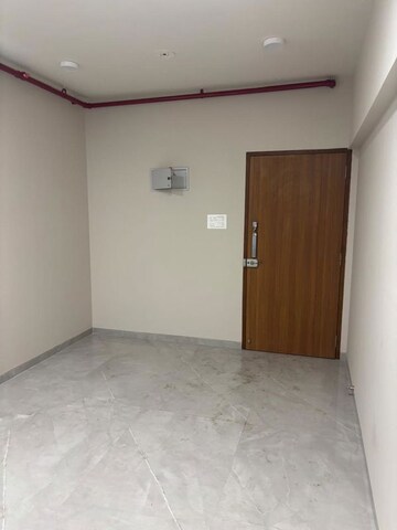 Room in 1 BHK Apartment at Goregaon East – for Sale
