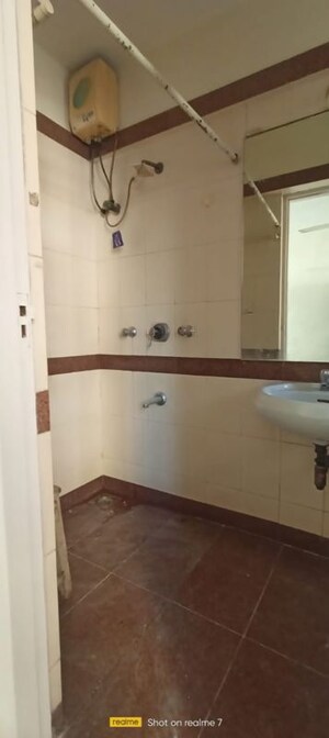 Bathroom in 1.5 BHK Apartment at Kalpataru Shravasti, Malad West – for Sale