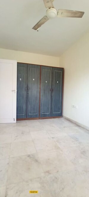 1.5 BHK Apartment For Sale in Kalpataru Shravasti, Malad West