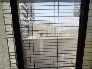 Room in 2 BHK Apartment at Prerna CHS Worli, Worli – for Rent