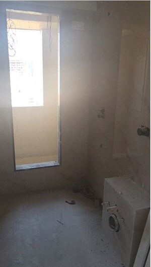 Bathroom in 2 BHK Apartment at Majestic Kedarnath Apartments, Chembur – for Sale