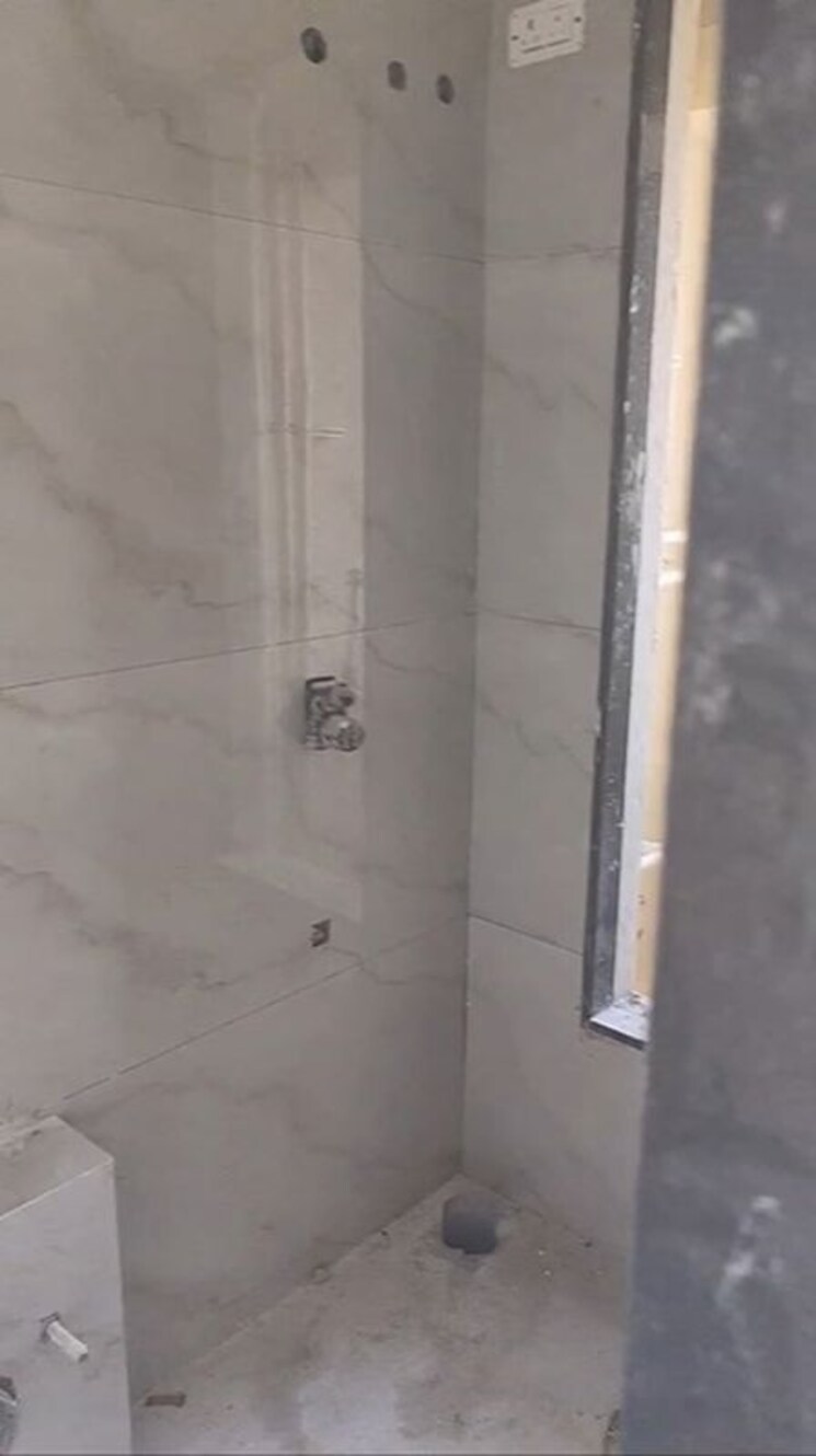 Bathroom, majestic-kedarnath-apartments 2 Bedroom 812 Sq.Ft. Apartment In Chembur Mumbai 9827290