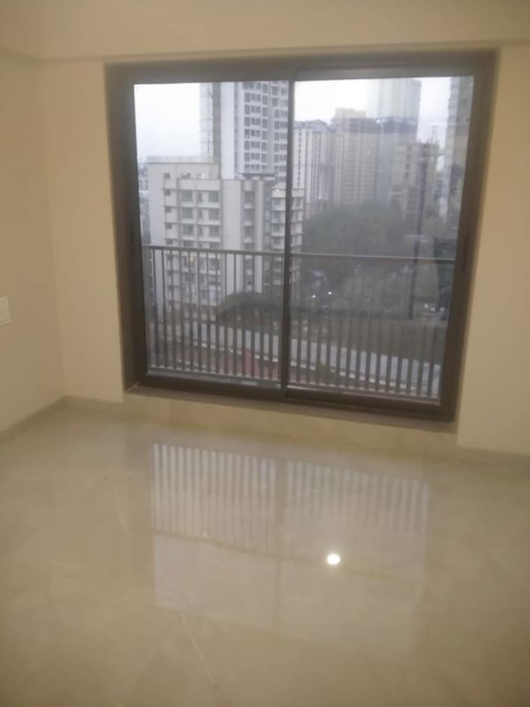 Room, goregaon east 2 Bedroom 651 Sq.Ft. Apartment In Goregaon East Mumbai 9827362