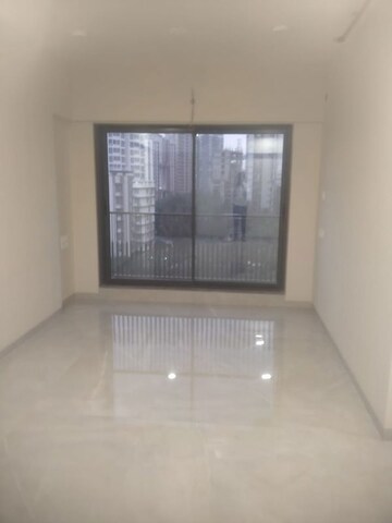 2 BHK Apartment For Sale in Goregaon East