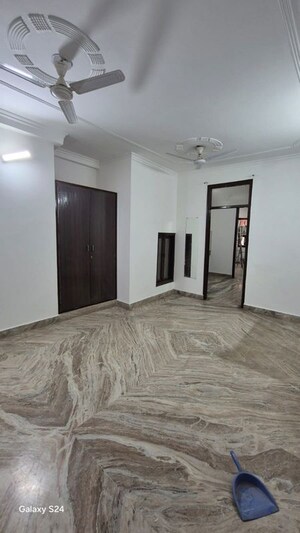 Room in 1 BHK Apartment at Palm Residency Chhatarpur, Chattarpur – for Rent