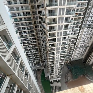 3.5 BHK Apartment – Exterior View View at Omkar Alta Monte, Laxman Nagar - for Rent