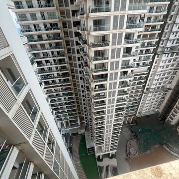 3.5 BHK Apartment – Exterior View View at Omkar Alta Monte, Laxman Nagar - for Rent