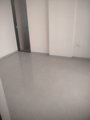 Room in 2 BHK Apartment at Aakar Padma Rekha CHS, Goregaon East – for Rent