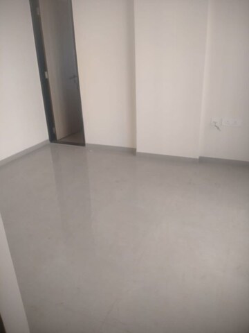 Room in 2 BHK Apartment at Aakar Padma Rekha CHS, Goregaon East – for Rent