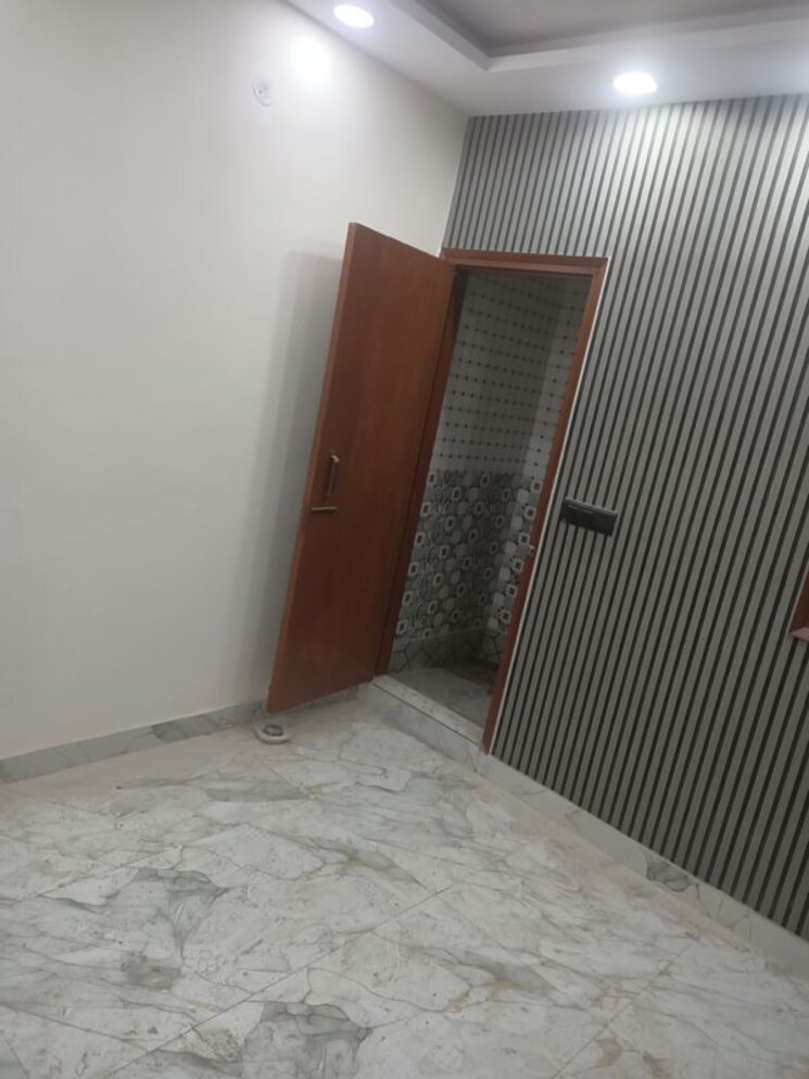 Room, govindpuri 2 Bedroom 450 Sq.Ft. Builder Floor In Govindpuri Delhi 9827430