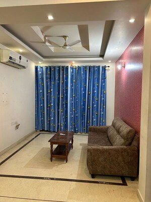 Living Room in 3 BHK Builder Floor at Sector 46 – for Rent