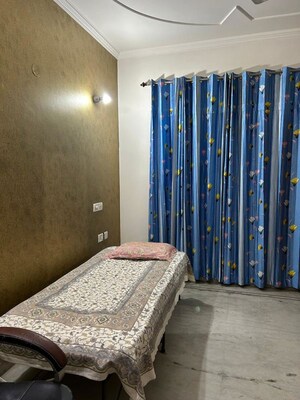 Bedroom in 3 BHK Builder Floor at Sector 46 – for Rent