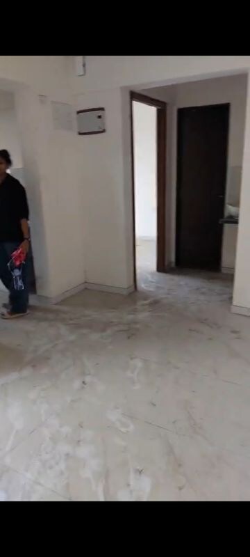 Room in 1 BHK Apartment at Metropolis Bayside, Kasarvadavali – for Rent