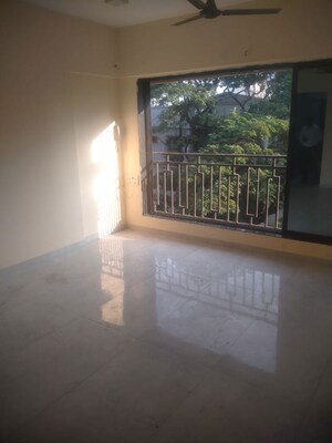 Room in 3 BHK Apartment at Kamla Snehawardhini, Goregaon East – for Sale